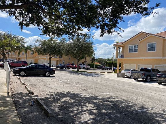 4th image of 5905 Manchester Way