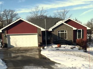 2673 Mock Turtle Ln, Omaha, NE 68142