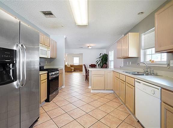 4th image of 4344 Illinois Ave