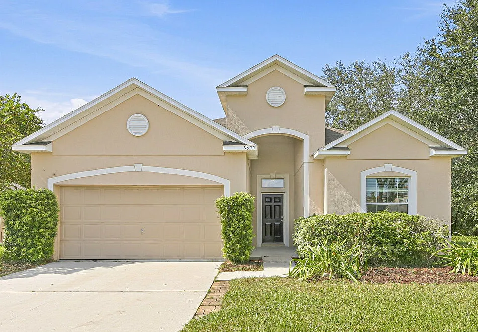 9325 Aplomado Cir