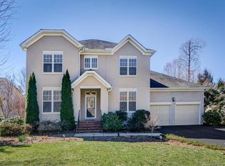 420 French Partridge Ln, Biltmore Lake, NC 28715