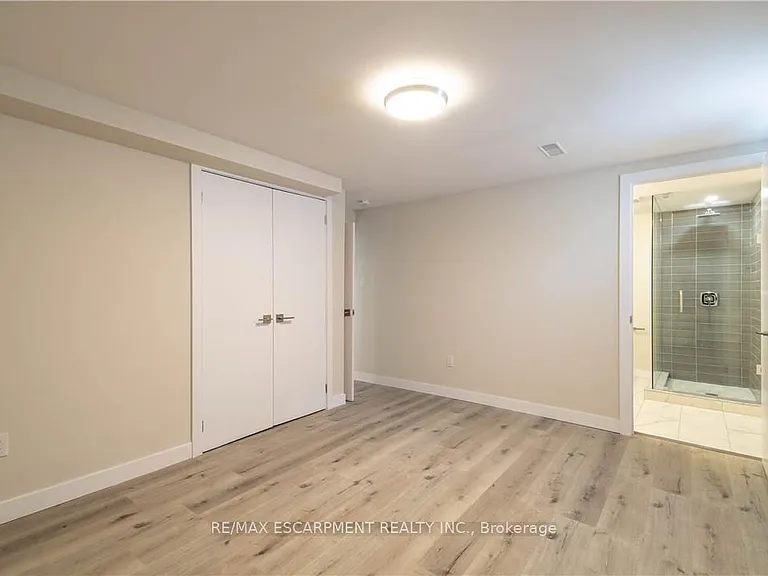 196 Upper Paradise Rd #2 — Photo 12