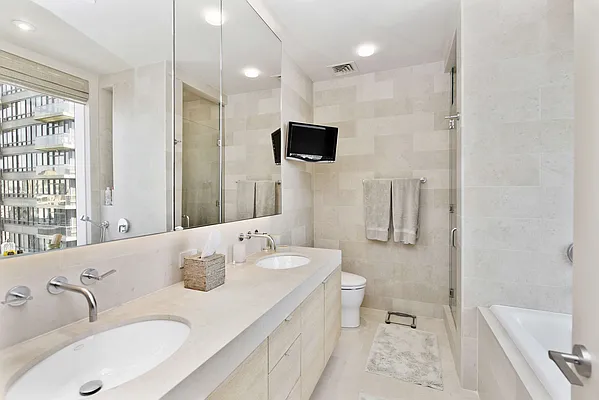 Sold by Compass | media 23