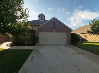 831 Cutting Horse Dr, Mansfield, TX 76063