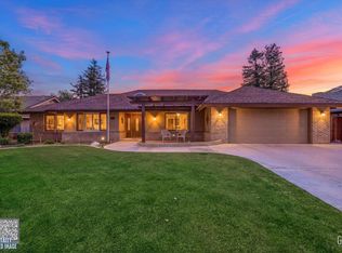 5201 Summerwind Way, Bakersfield, CA 93308