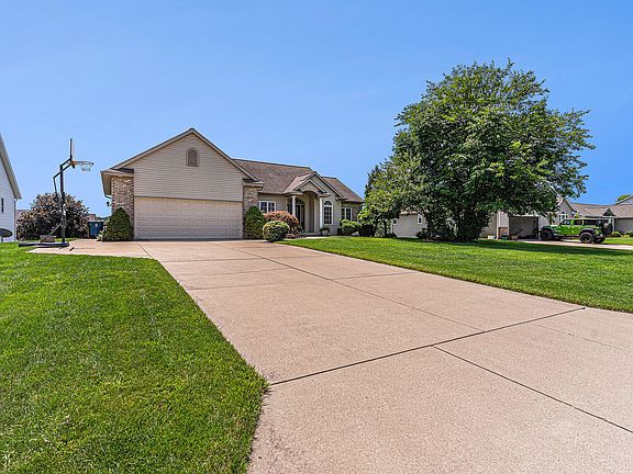 5th image of 1480 Sunflower Way