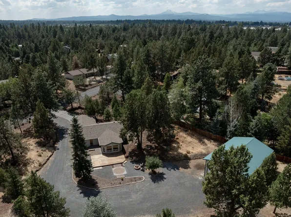 20868 King Hezekiah Way, Bend, OR 97702