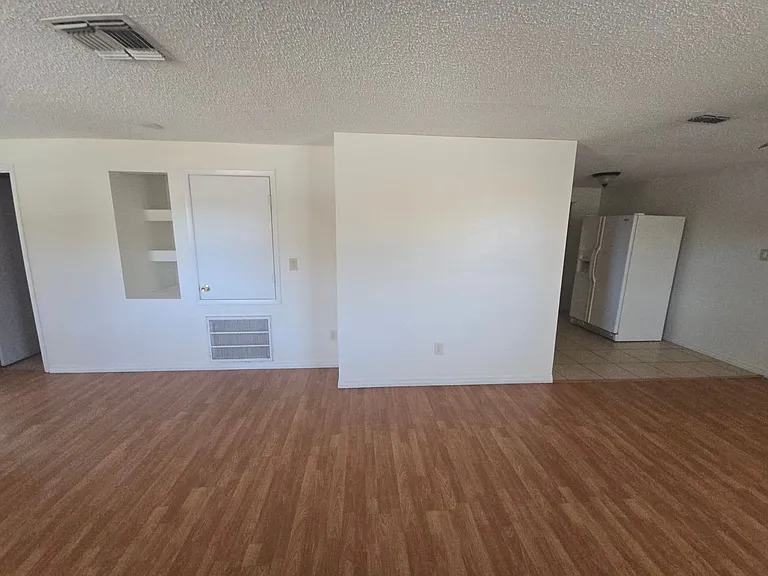 4335 Pallas Ave — Photo 13
