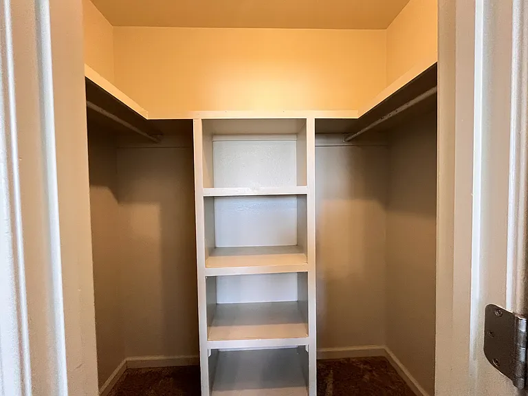 CLOSET2_06102026