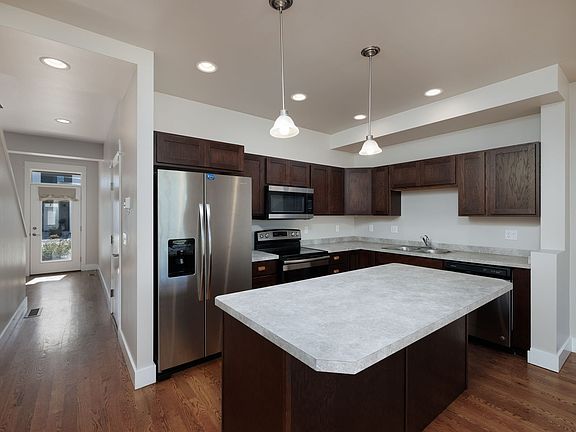 4th image of 3360 Davis Ln #C