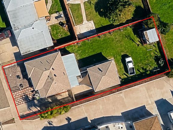 2nd image of 208 K St