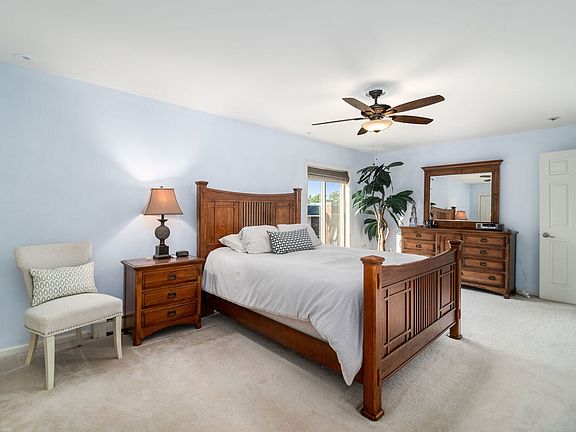 3rd image of 4900 Forest Ave APT 403