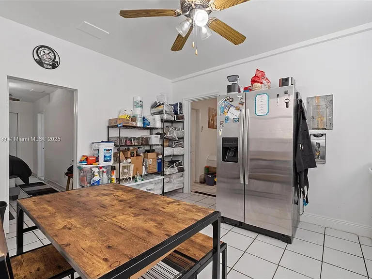 2453 SW 17th St #2 — Photo 4