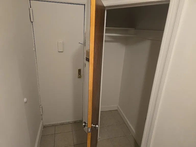 302 W 76th St #4D — Photo 7