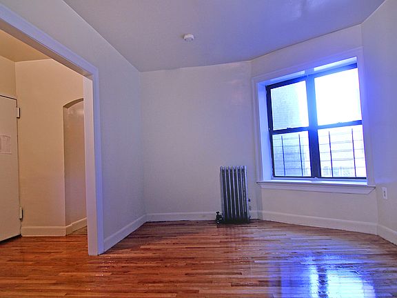5th image of 1651 Nelson Ave APT 2C