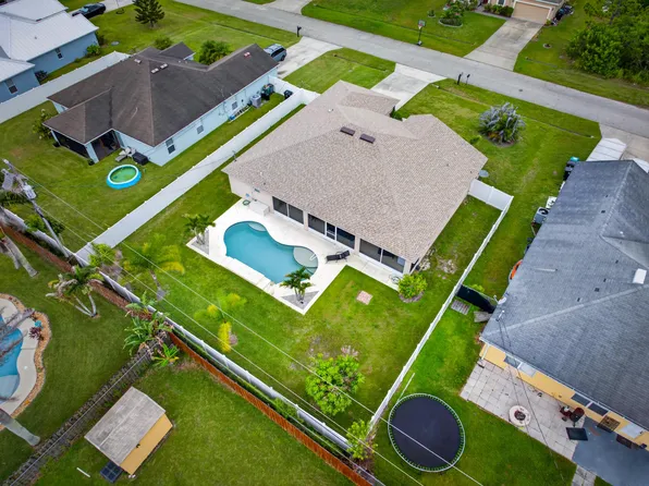 1929 SW Breezeway Street, Port St Lucie, FL 34987