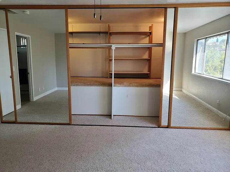 5700 Skyview Pl — Photo 9