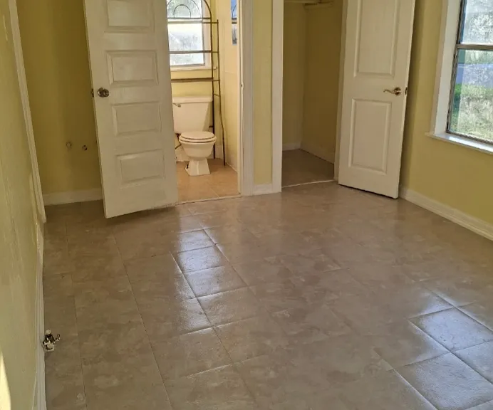 1401 W Monroe Ave — Photo 3