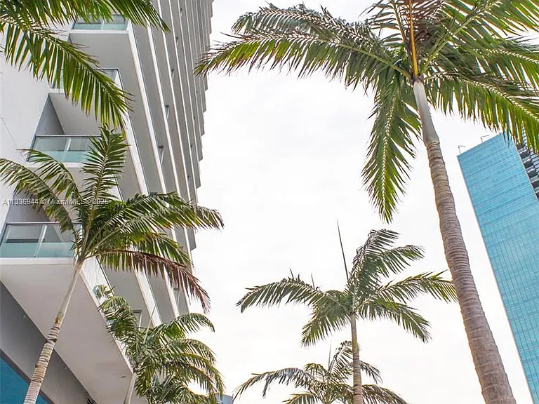 1300 Brickell Bay Dr #1608 — Photo 34