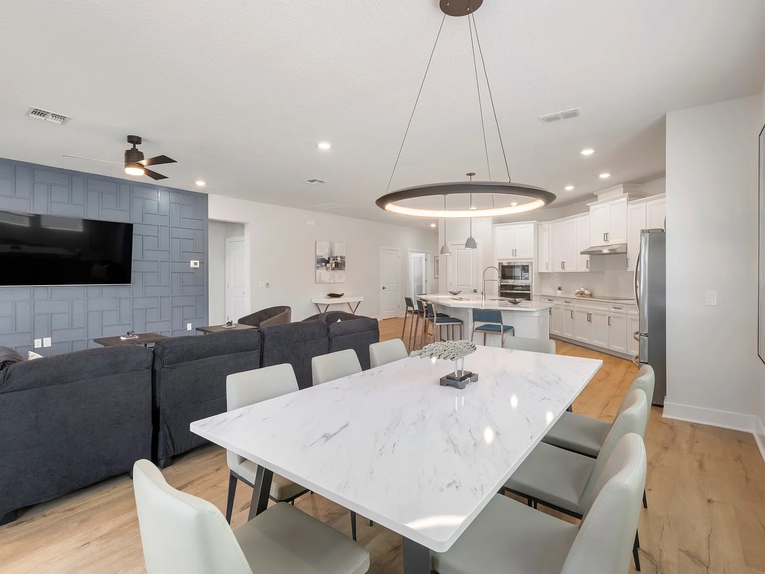 Reserve at Hillview — Photo 4