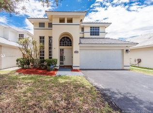 6872 NW 26th St, Margate, FL 33063