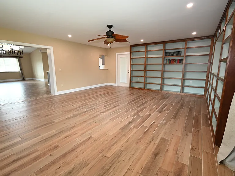985 Quail Run — Photo 11