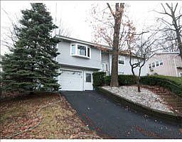 1st image of 728 Jacqueline Dr
