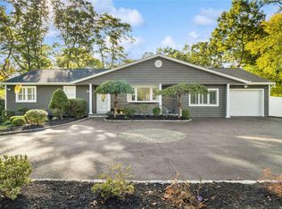 218 Granny Rd, Farmingville, NY 11738