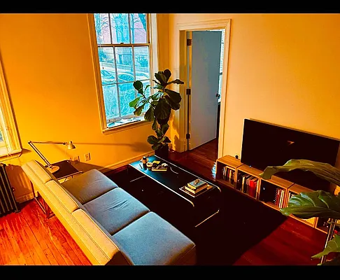 Rented by Gazal International Brokerage Group | media 7