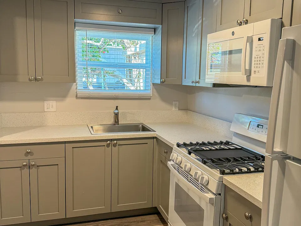 3734 Villa Ter