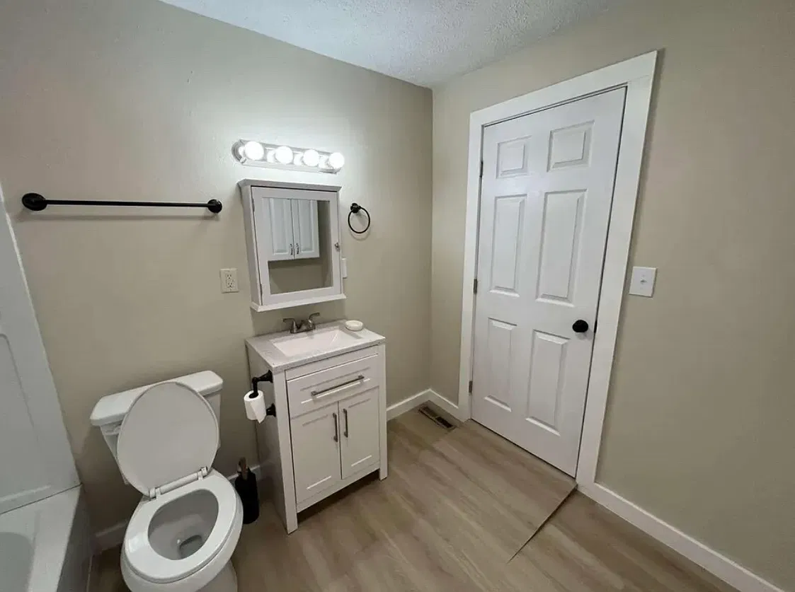 2 bed, 912 sqft, $1,000 — Photo 4