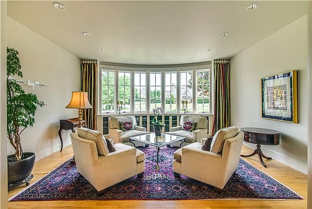 2nd image of 2026 Fransworth Dr