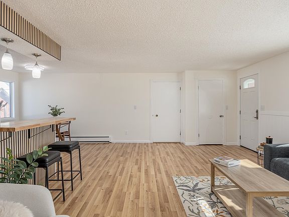 2nd image of 107 E 8th Ave