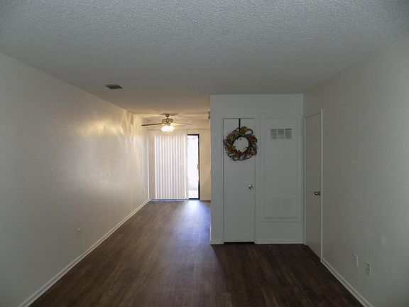 3rd image of 16404 Orange St APT 13
