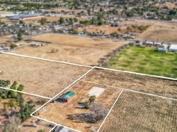 32797 Avenue D, Yucaipa, CA 92399