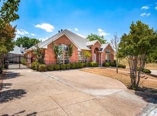 6900 Tameron Trl, Fort Worth, TX 76132