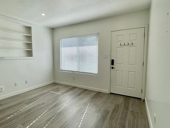 5th image of 2006 Diamond St APT 15
