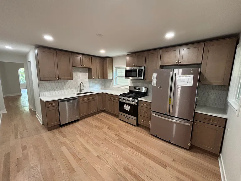 2718 N Saint Louis Ave #1 — Photo 1