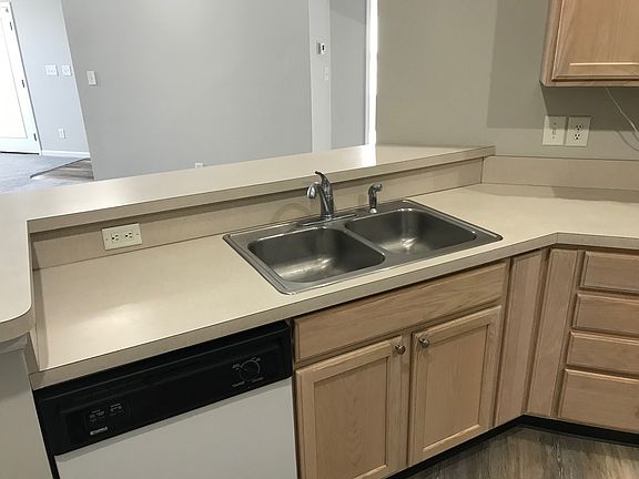 2nd image of 54 Edinburgh Village Dr