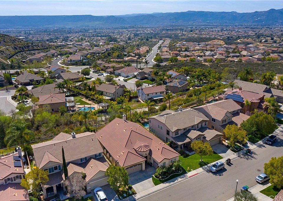 1st image of 35645 Abelia St