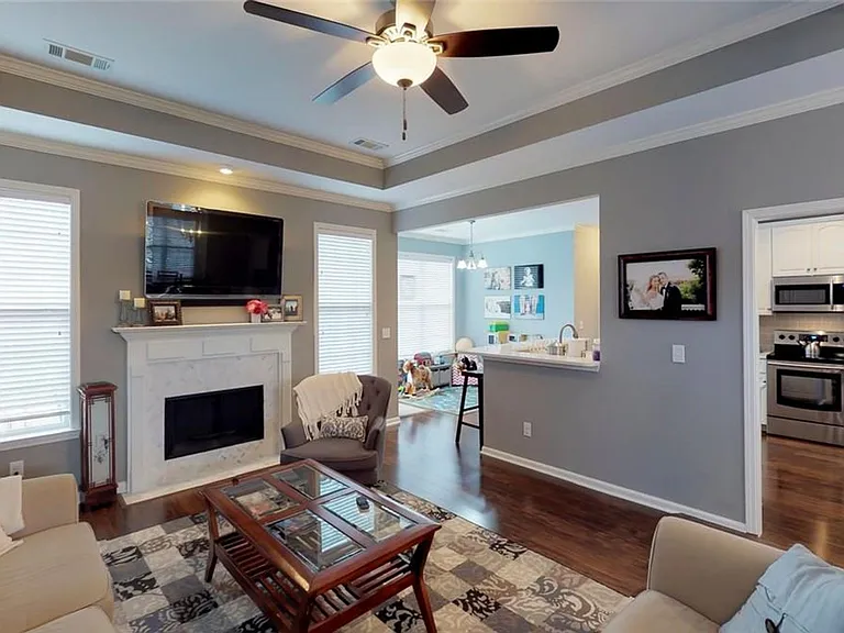 9243 Whispine Ct — Photo 7