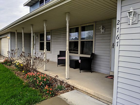 Spacious front porch