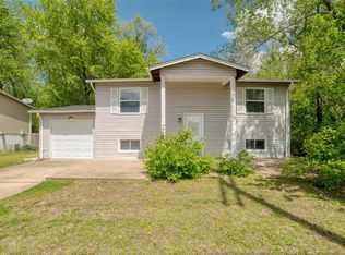 526 Saint Peters Howell Rd, Saint Charles, MO 63304