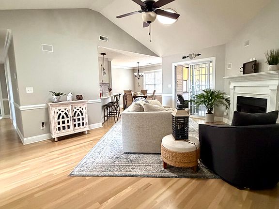 3rd image of 2693 Westminster Drive