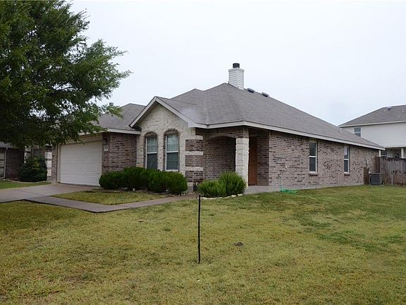 2nd image of 800 Crystal Dr