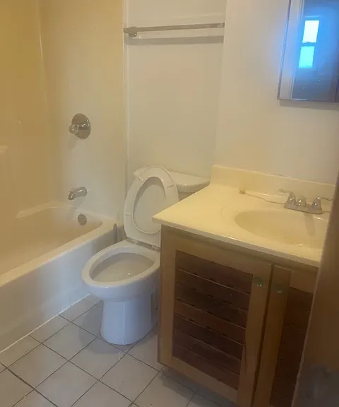 6070 Cates Ave #2A — Photo 4