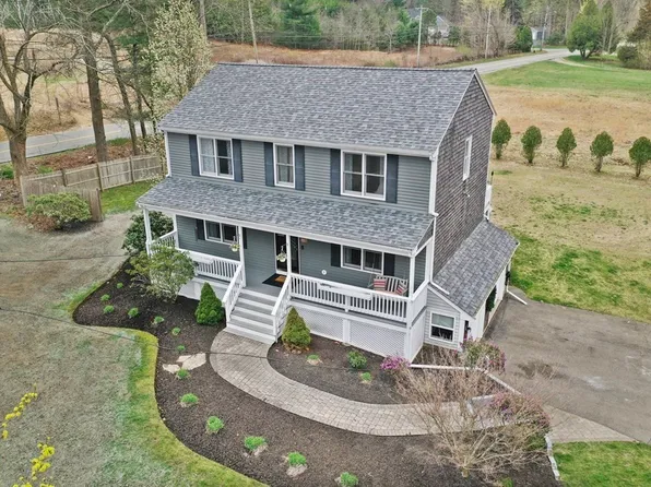 4 Pilgrim Xing, Middleboro, MA 02346