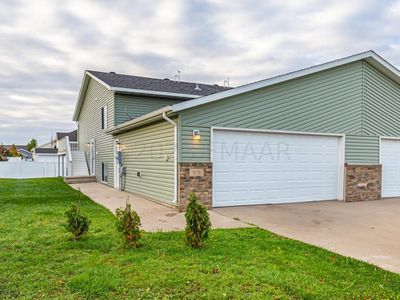 979 42nd Ave W, West Fargo, ND, 58078