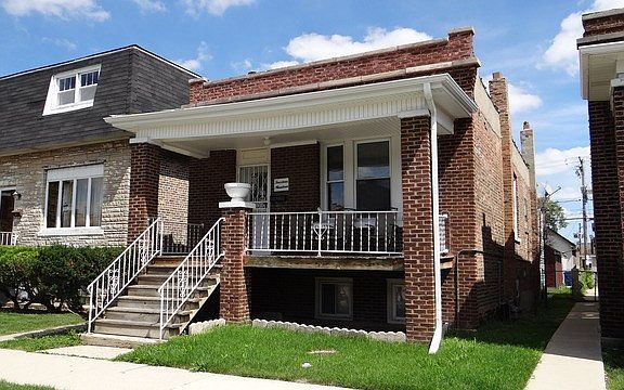 2nd image of 1419 S 56th Ct