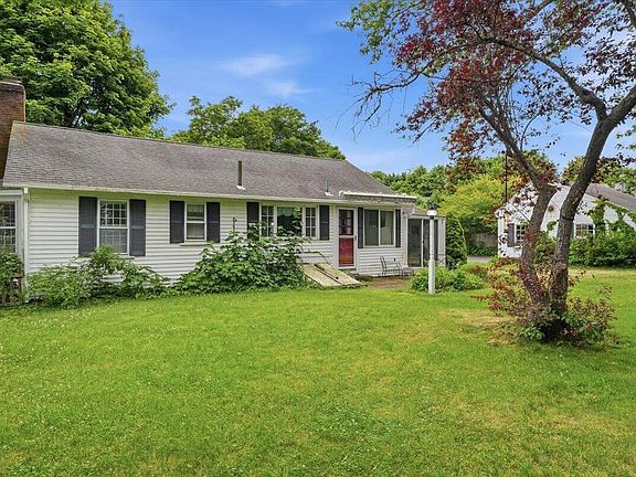 2nd image of 127 Pine Avenue